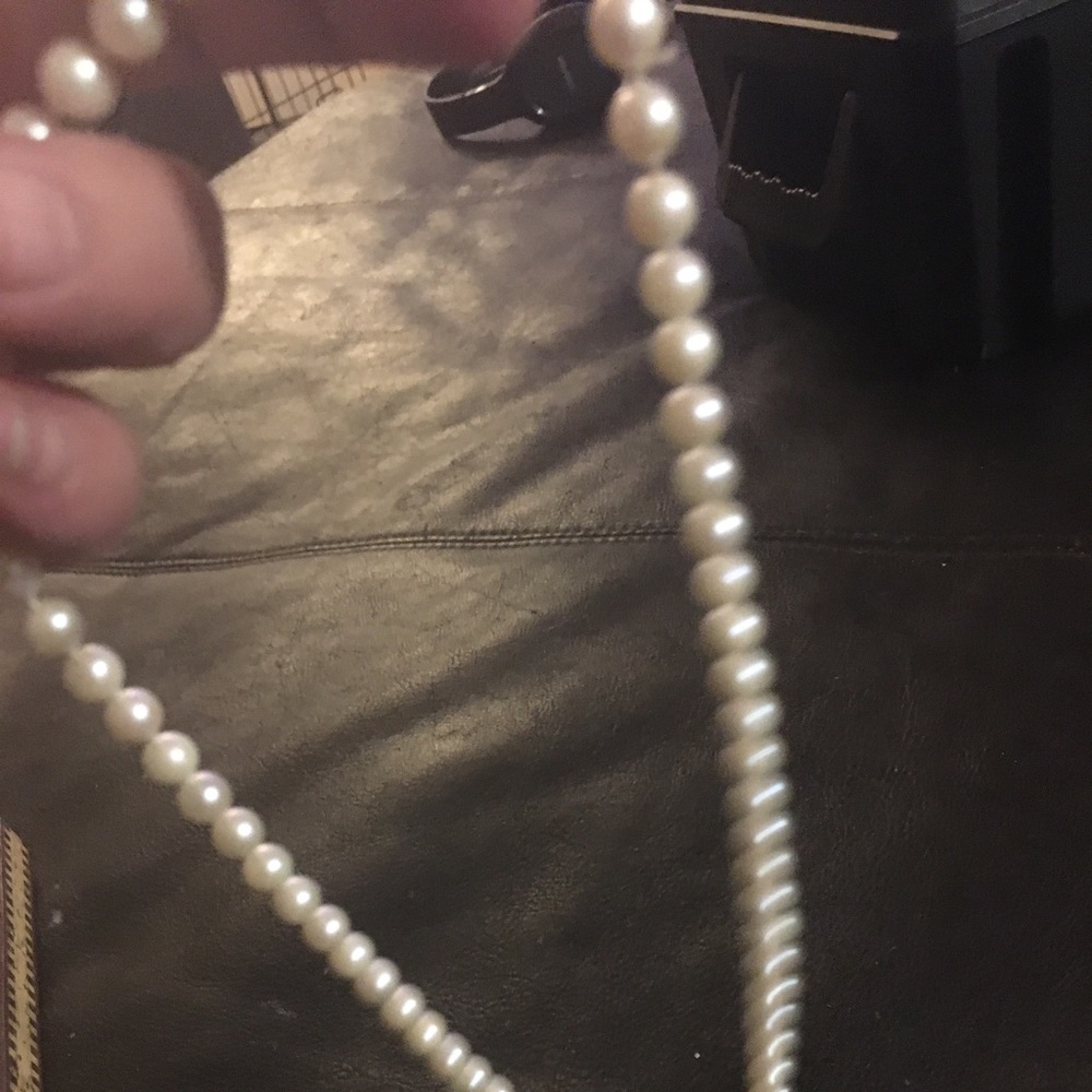 Pearls - Picture 2 of 2